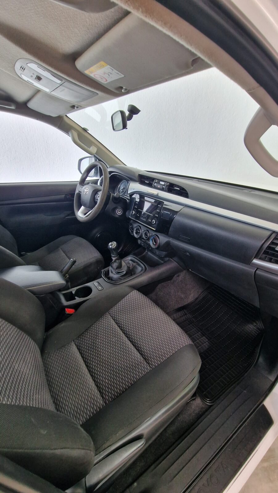 TOYOTA Hilux Cabina Doble GX
