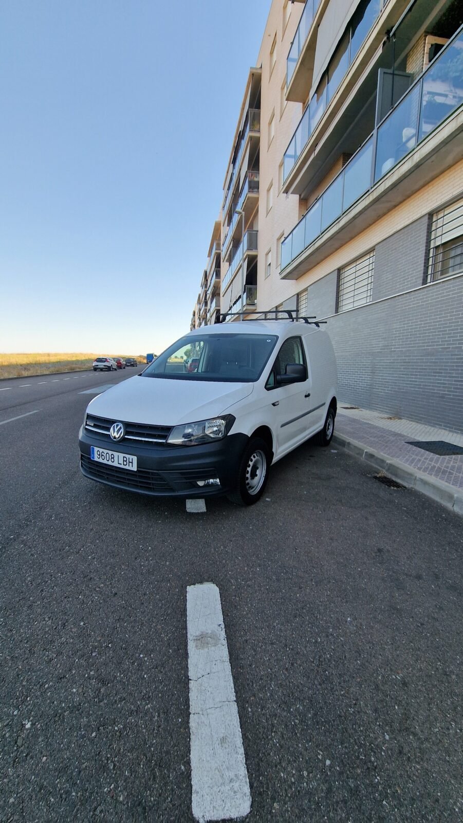 VOLKSWAGEN Caddy 2.0 tdi 4 Motion 
