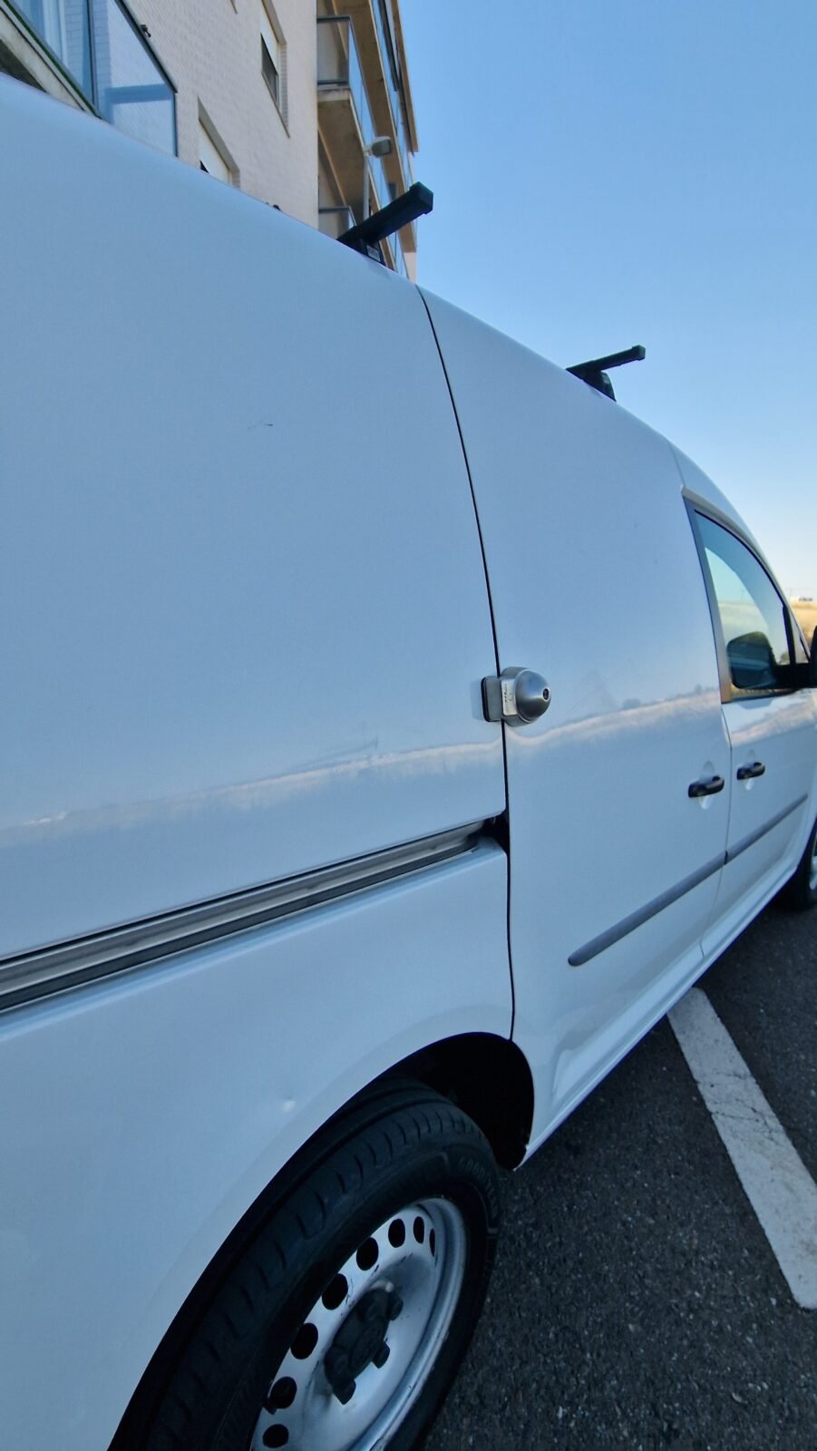 VOLKSWAGEN Caddy 2.0 tdi 4 Motion 