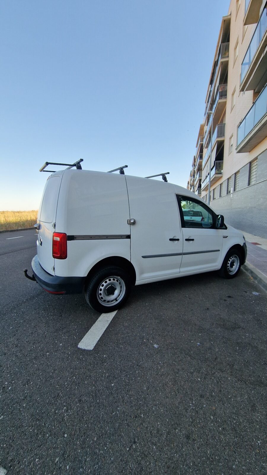 VOLKSWAGEN Caddy 2.0 tdi 4 Motion 