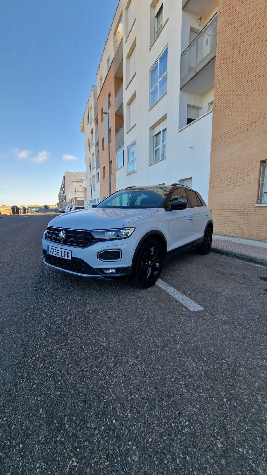 VOLKSWAGEN T-Roc Black Style