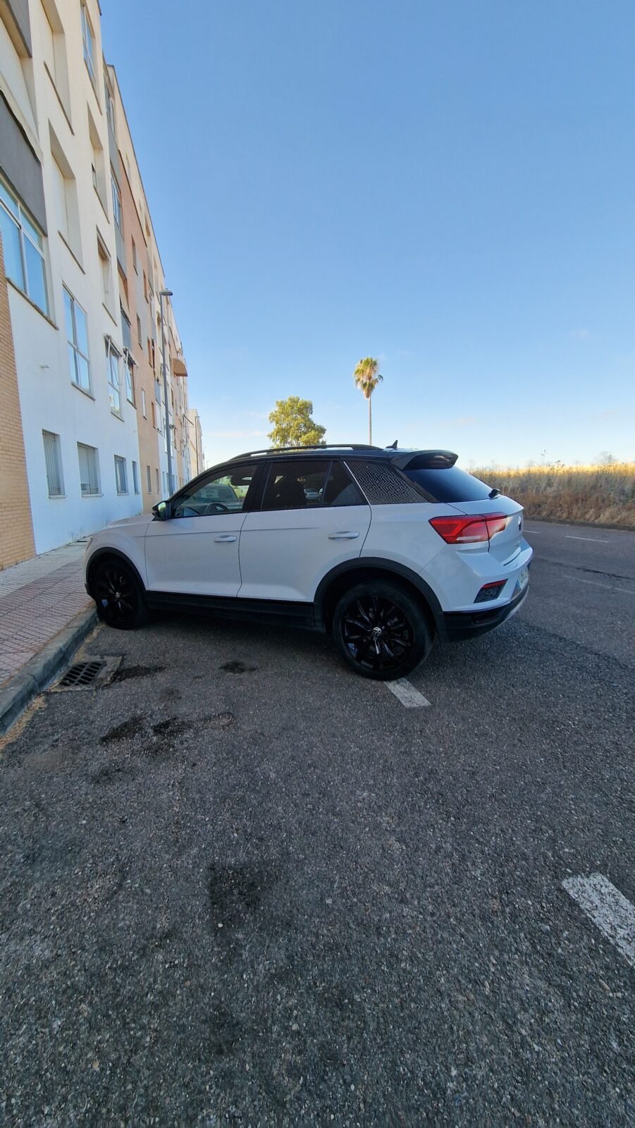 VOLKSWAGEN T-Roc Black Style