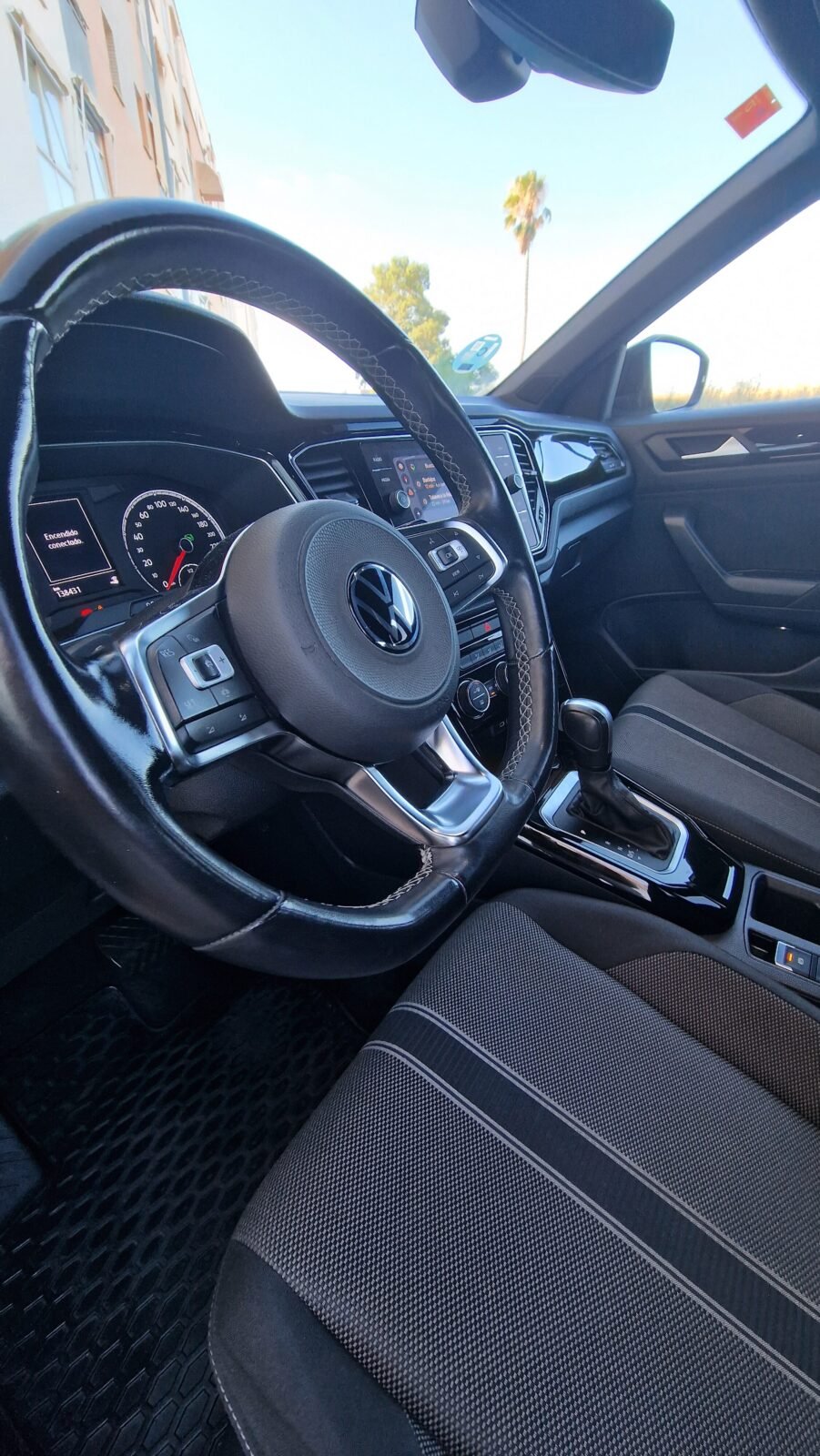 VOLKSWAGEN T-Roc Black Style