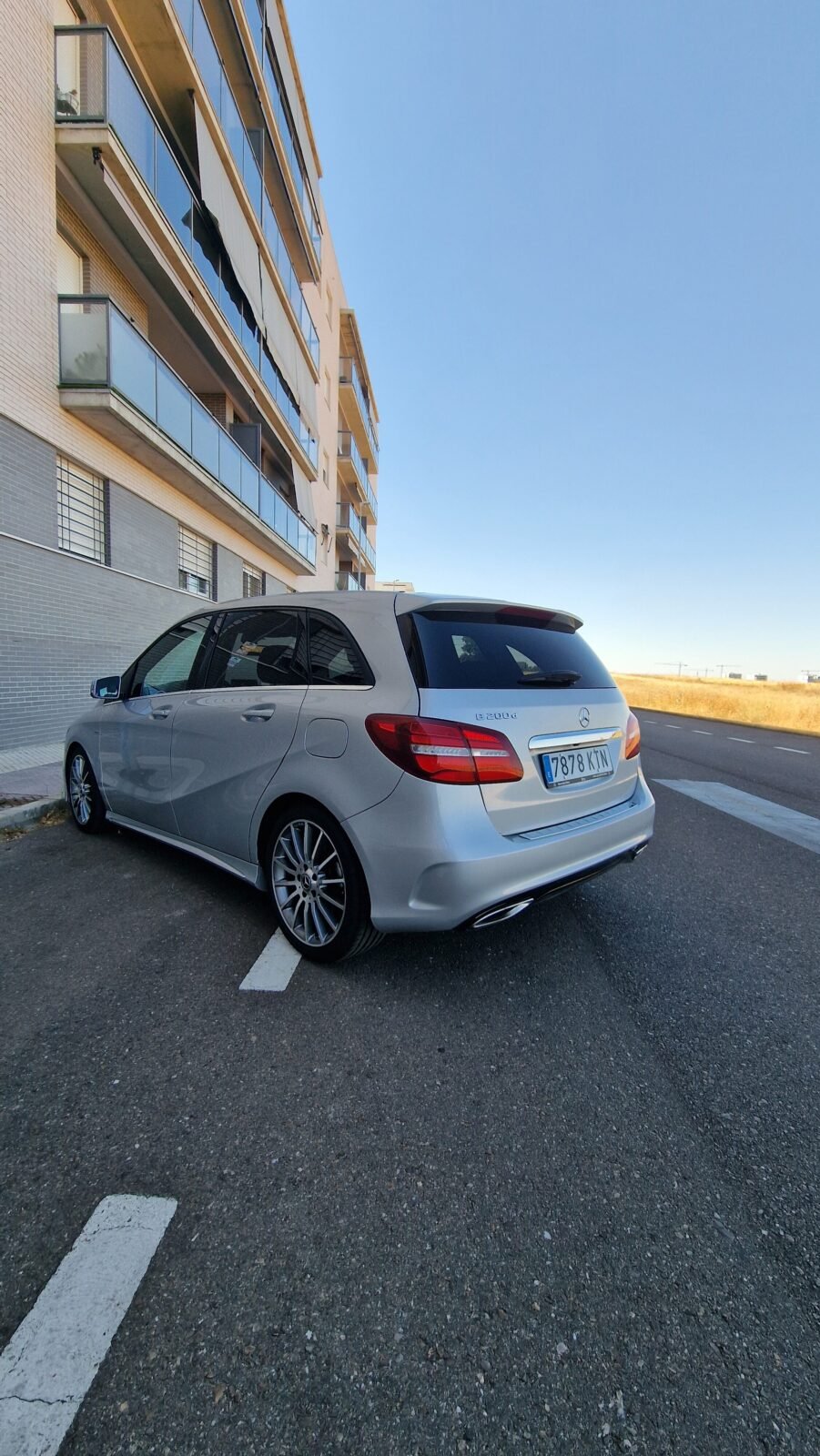 MERCEDES-BENZ Clase B200