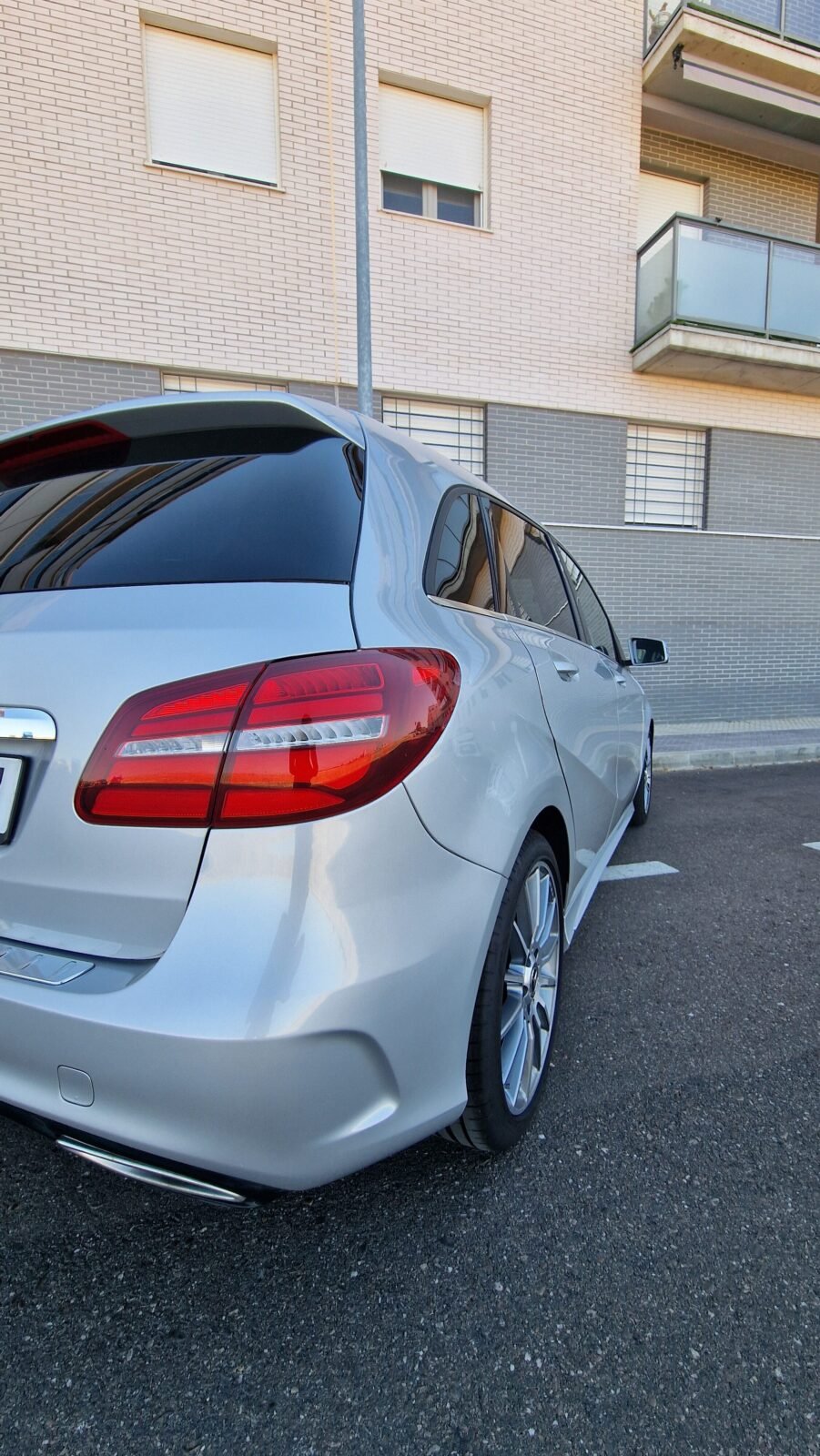 MERCEDES-BENZ Clase B200