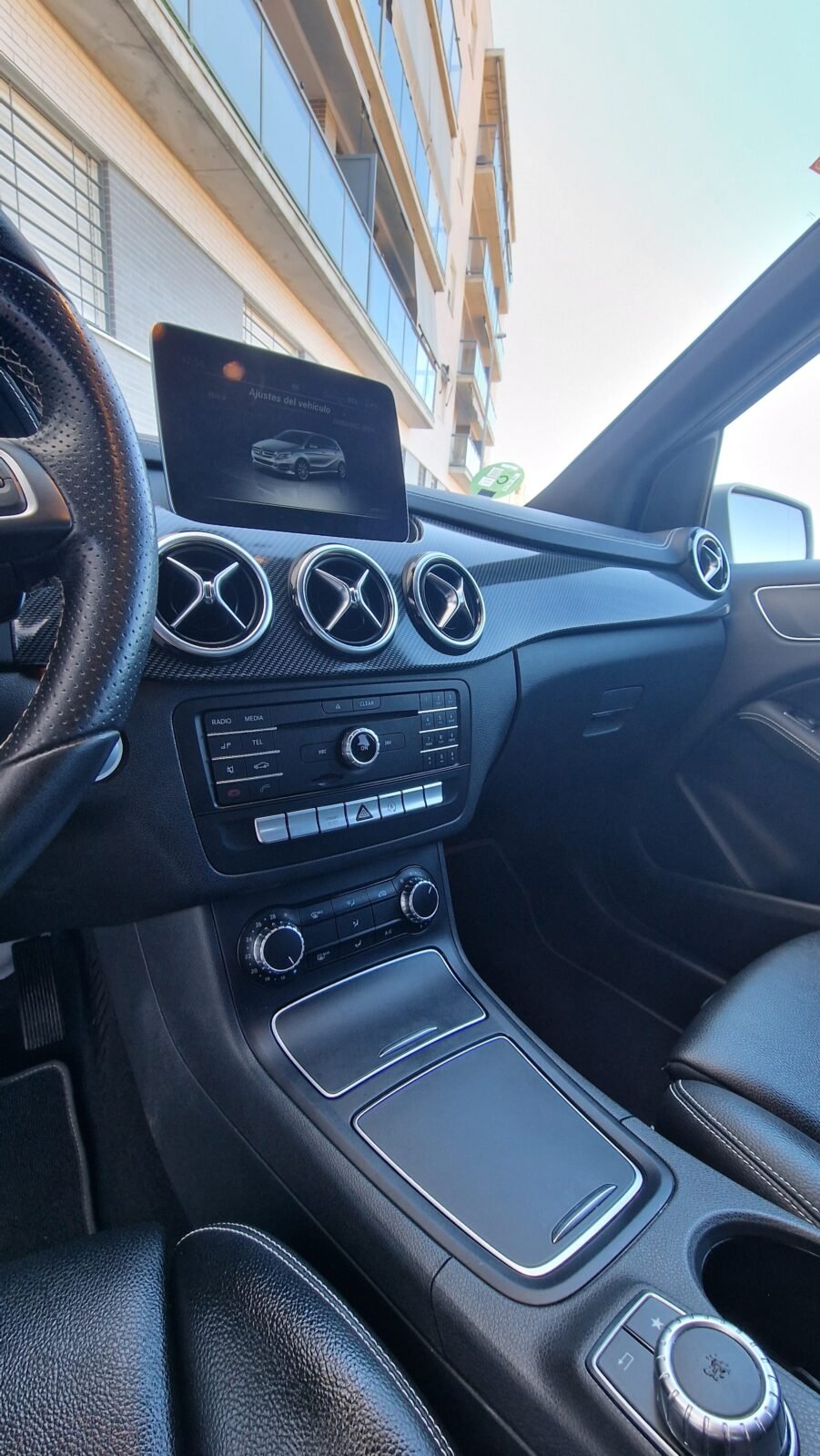 MERCEDES-BENZ Clase B200