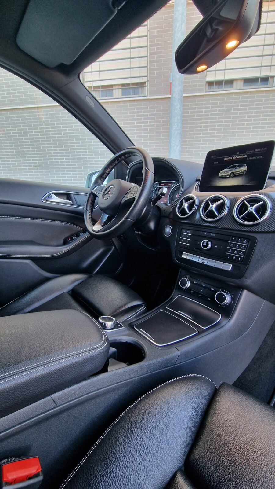 MERCEDES-BENZ Clase B200