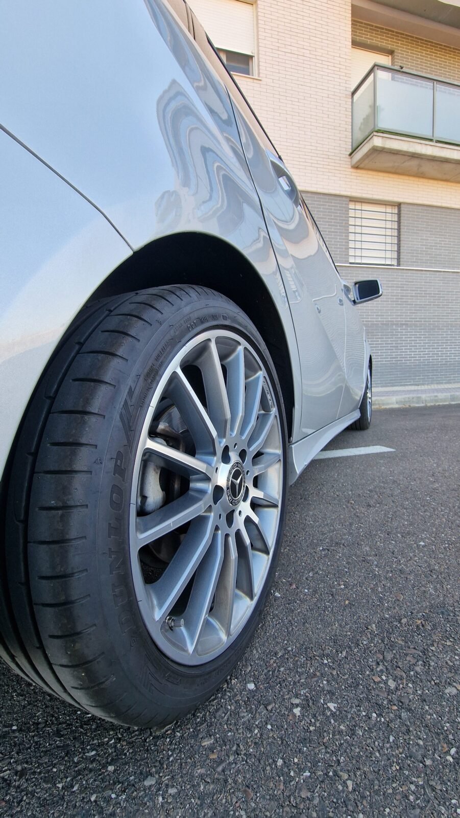 MERCEDES-BENZ Clase B200
